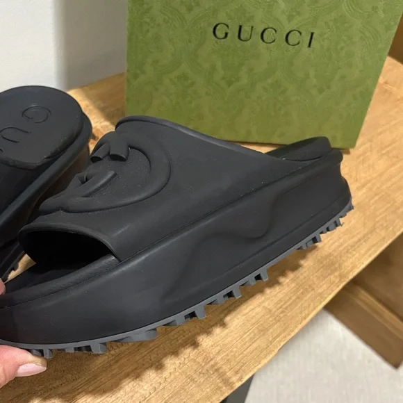 Gucci Black Embossed Double G Slide Sandals SZ 40 (9) - Picture 3 of 11